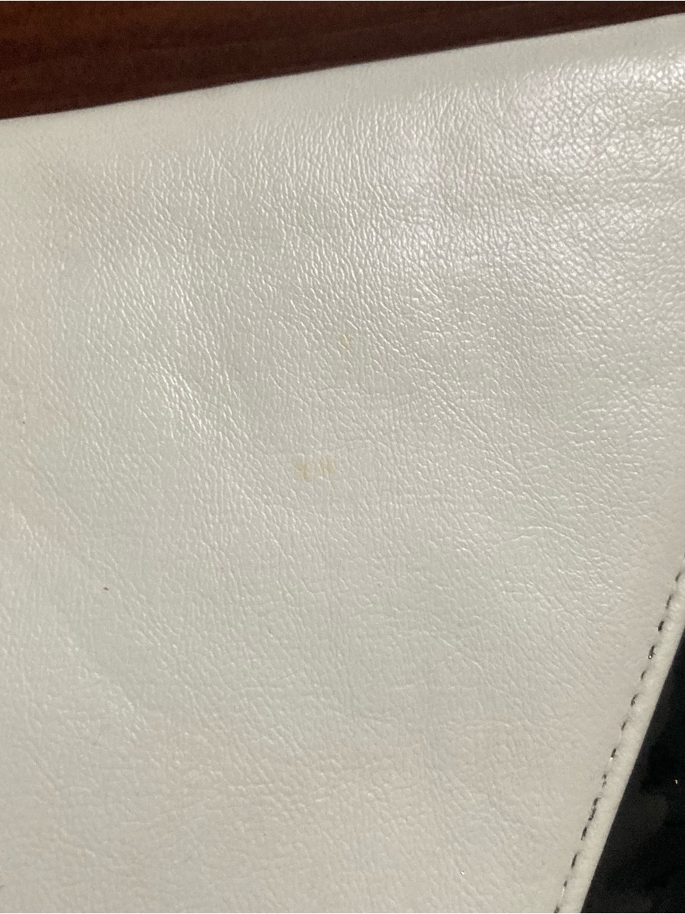 Vintage 80s Patent Leather Purse Two Tone White and Black - Picture 7 of 7